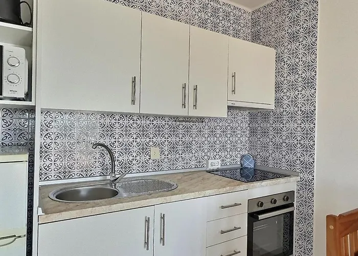 Community Pool House And Sea View شقة *